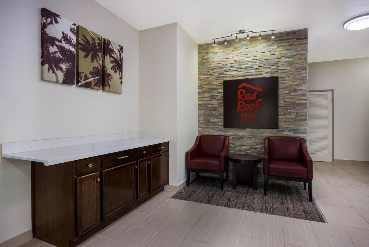 Red Roof Inn & Suites Thomasville Exterior photo